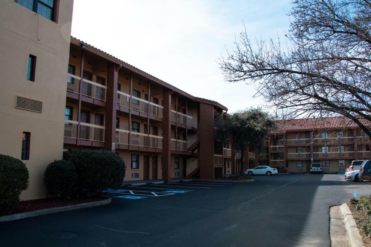 America'S Best Value Inn Charlotte Exterior photo